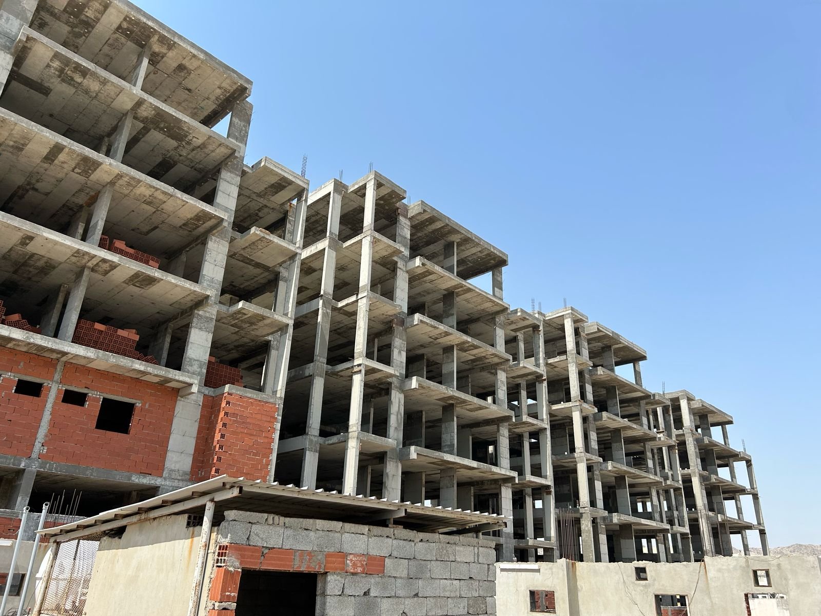 ترميم وصيانة مباني